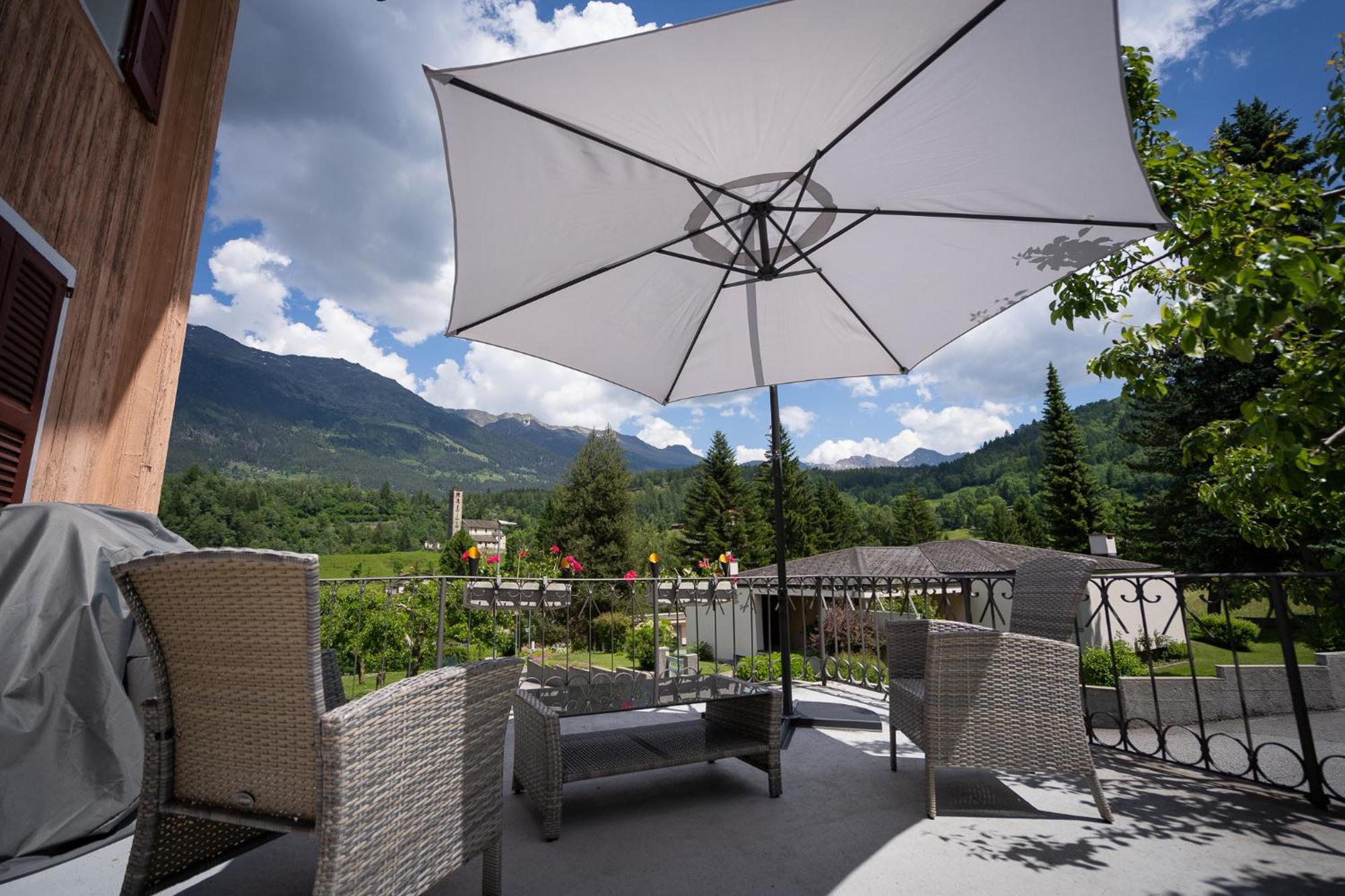 Casa Dorino - Luogo Idilliaco, Ideale Per Famiglie, Terrazza Ed Ampio Giardino, Vista Montagne, Sauna Privata Rodi Bagian luar foto